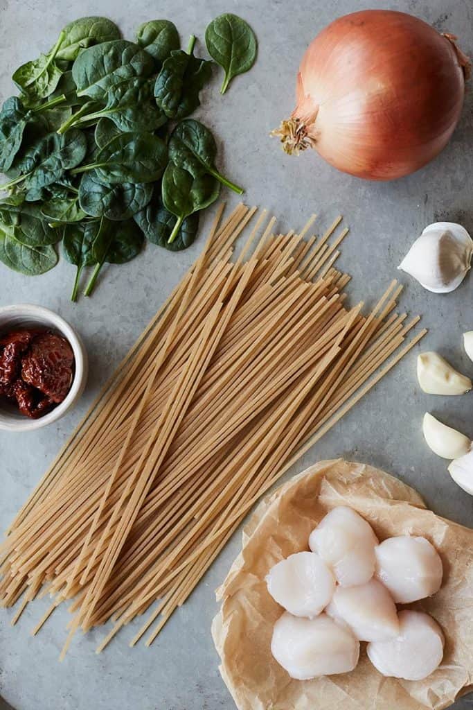 Tuscan Spaghetti with Scallops Ingredients