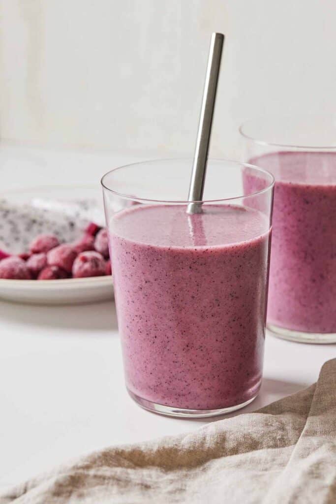Dragon Fruit Smoothie - Cooking With Coit