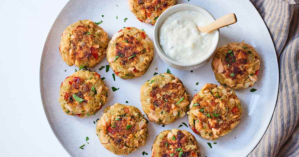 Salmon Cakes - Cooking With Coit