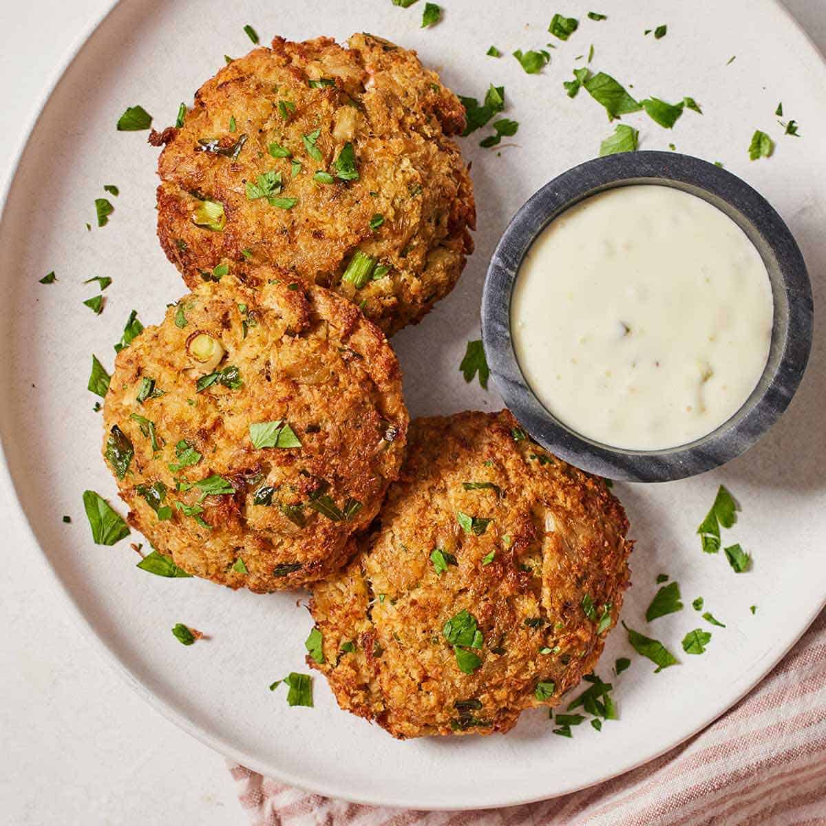 Crab Cakes - Cooking With Coit